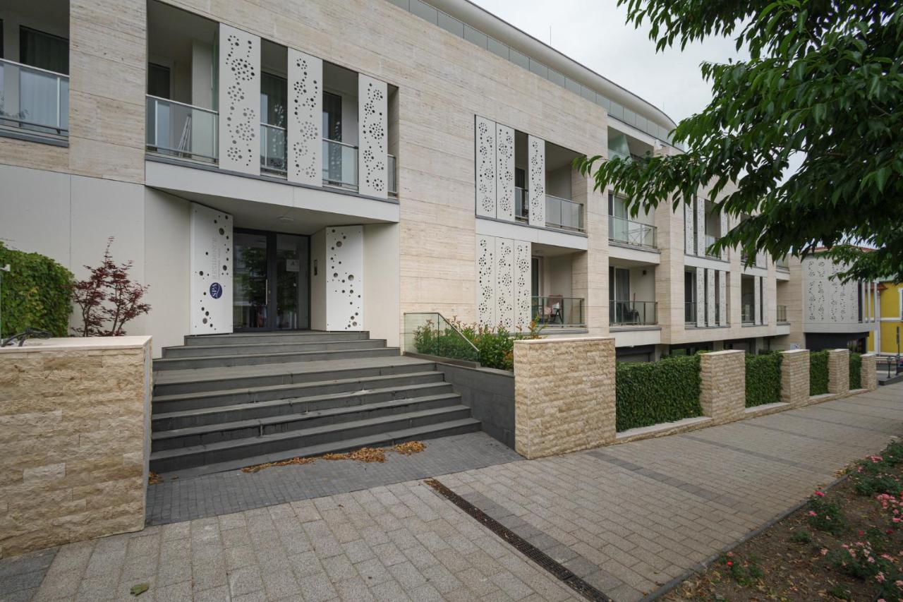 Spa Residence Carbona Great Time Apartman Heviz Exterior photo